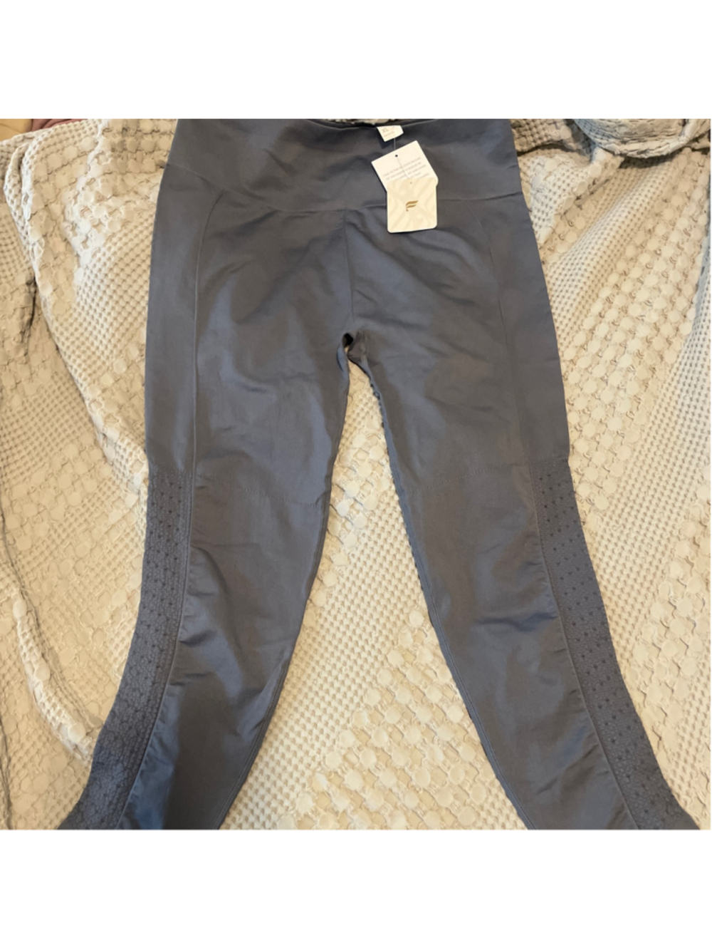 Women's Fabletics Gray Sync High-Waisted Perforated 7/8 Leggings XL